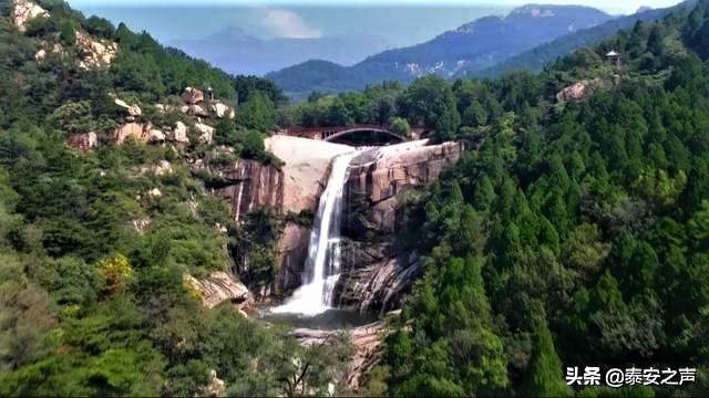 文化和旅游部：探亲加旅游，成春节假期热门出行模式