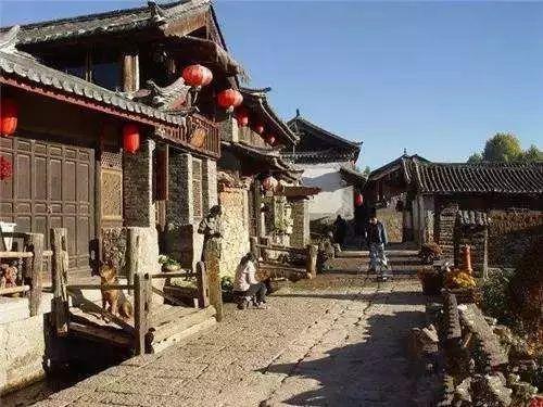 逃离蓝色之林